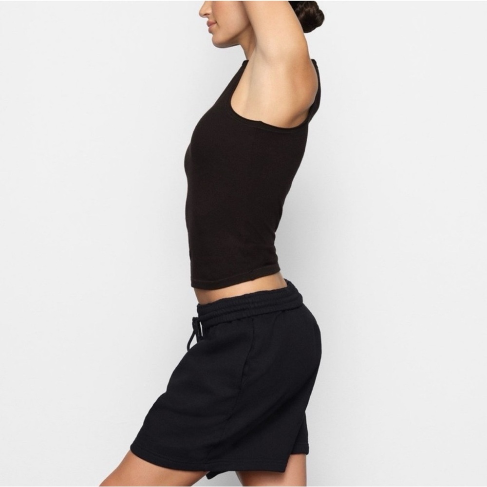 SKIMS Cotton Fleece Shorts - Picture 3 of 6